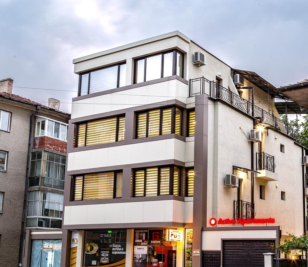Hotel Active Apartments Targovishte  Bagian luar foto